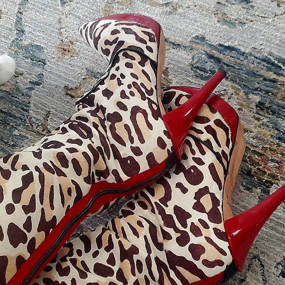 Kenneth Cole wild leopard boots - Picture 4 of 11